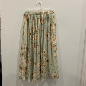 long flower skirt